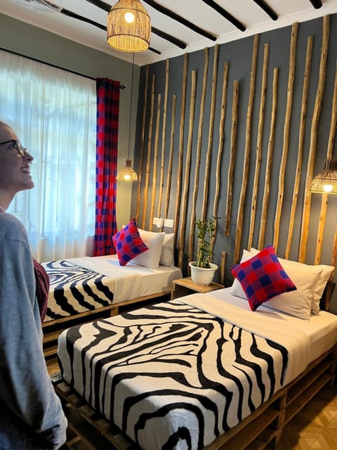 Bed, Photo of the whole room, Seating area, Bedroom