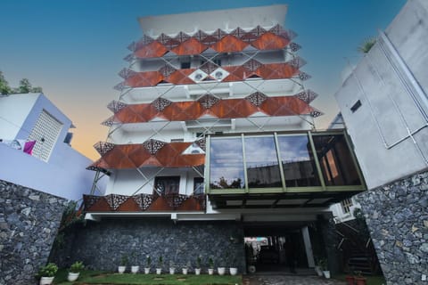 Property building, Facade/entrance