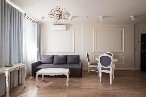 Living room, Seating area, air conditioner