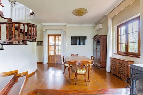 GOLDEN LUXE - Grand Villa with Exlusive Garden Villa in Emilia-Romagna