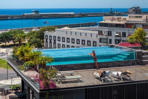 Pool view, Swimming pool