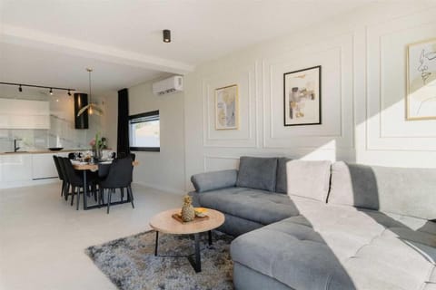 Villa Amare Villa in Šibenik-Knin County, Croatia