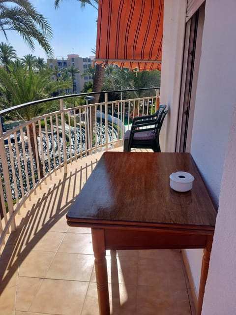 View (from property/room), Balcony/Terrace, Seating area, Dining area