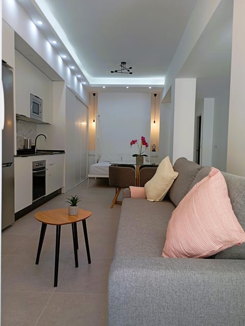 Kitchen or kitchenette, Seating area