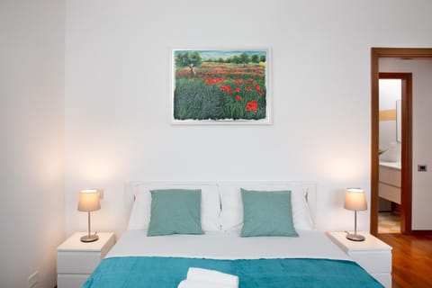 Bed, Decorative detail, Bedroom