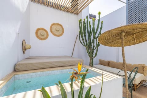 Patio, Pool view, Swimming pool