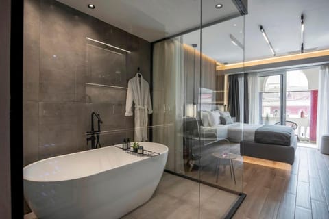 Bed, Bedroom, Bath, towels