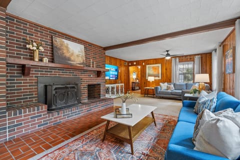 Spacious Family Home - 10 Mins to Cartersville House in Georgia