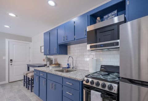 Sunset Villa B5 House in Bridgman