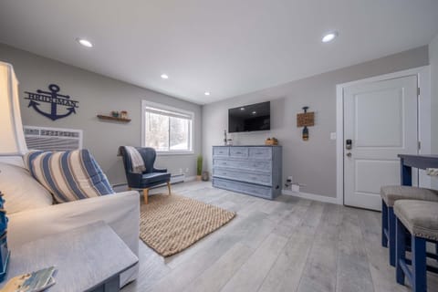 Sunset Villa B5 House in Bridgman