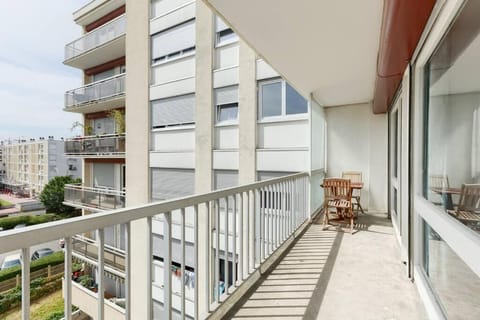 Appartement 2 pièces à Creteil Apartment in Saint-Maur-des-Fossés