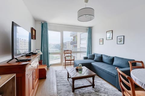 Appartement 2 pièces à Creteil Apartment in Saint-Maur-des-Fossés