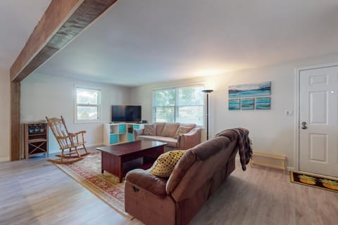 Peace on Paulmar House in Lincoln Township