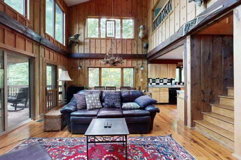 Lakeview Cabin Cabin in Lake Glenville