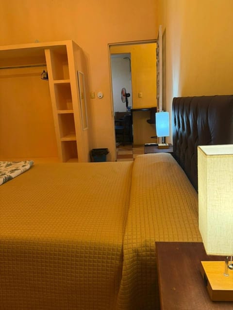 Departamento ampliio y centrico 2 habitaciones con balcon Apartment in Orizaba