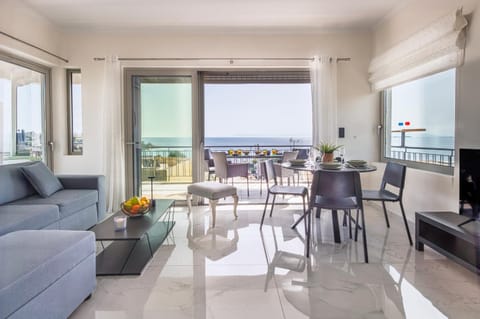 TV and multimedia, View (from property/room), Balcony/Terrace, Living room, Seating area, Dining area, Sea view