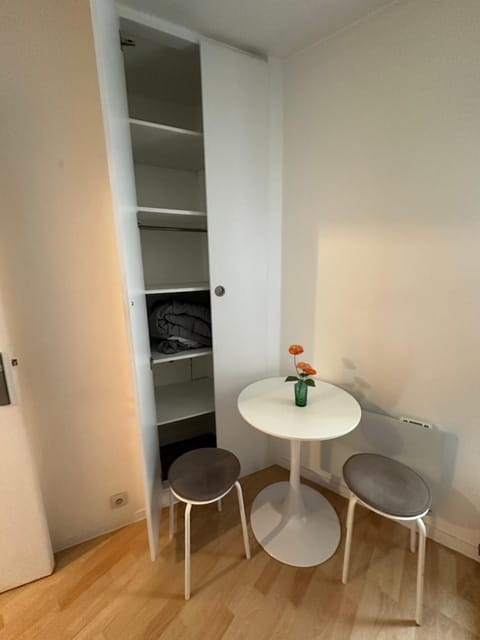 Charmant studio à Paris La Défense Apartment in Puteaux
