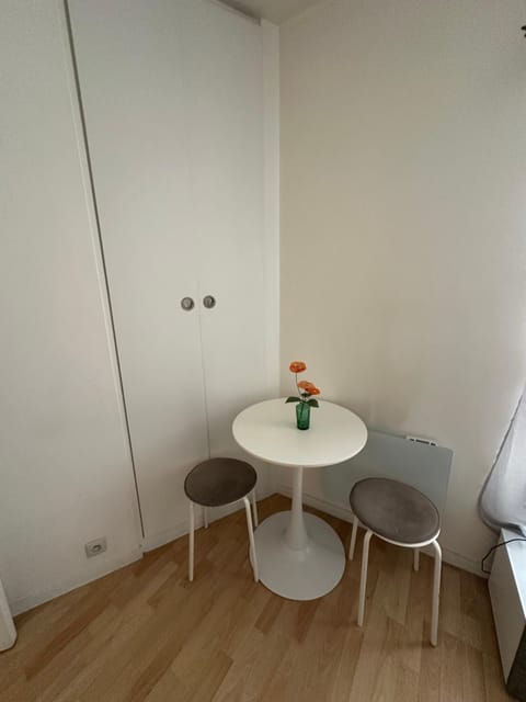 Charmant studio à Paris La Défense Apartment in Puteaux