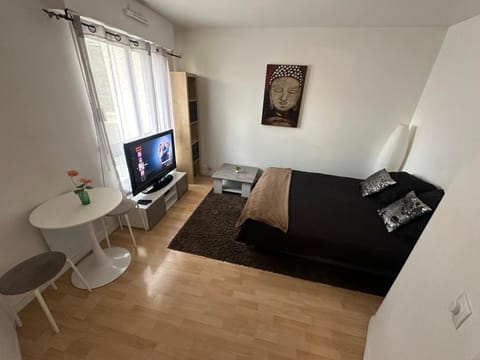 Charmant studio à Paris La Défense Apartment in Puteaux