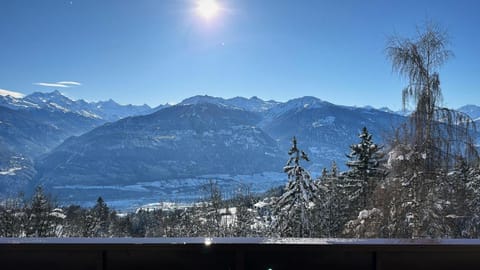 Charmant appartement avec vue splendide Apartment in Crans-Montana