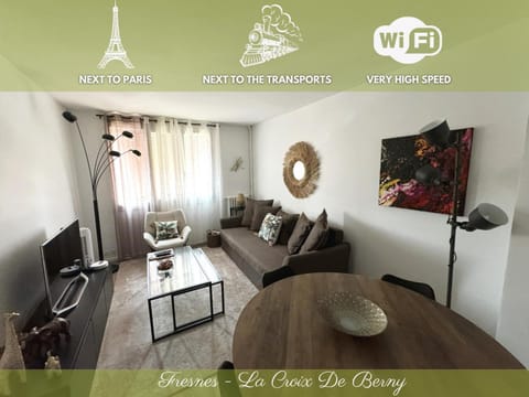 Communal lounge/ TV room, TV and multimedia, Living room, Seating area