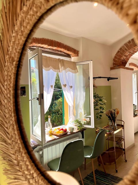 Dining area, Breakfast