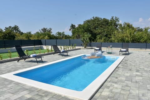 POOl HOUSE BRUNO Apartment in Šibenik-Knin County, Croatia