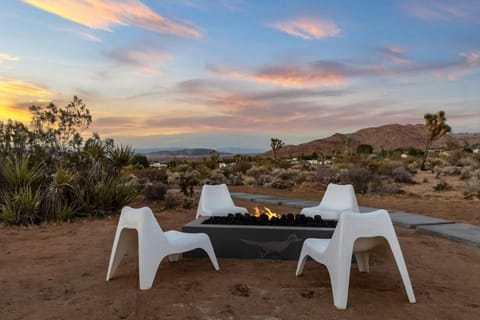 Sundrop By The Cohost Company House in Joshua Tree