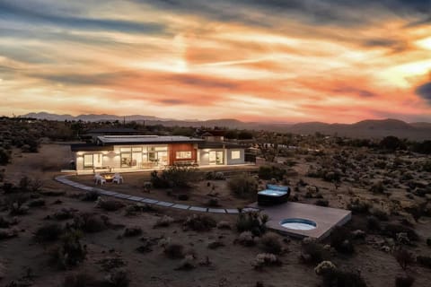 Sundrop By The Cohost Company House in Joshua Tree