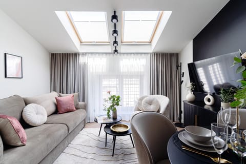 Living room, Seating area, Dining area