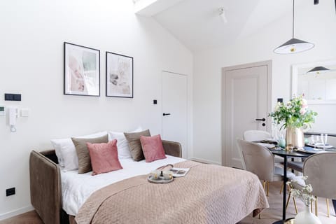 Bed, Living room, Dining area