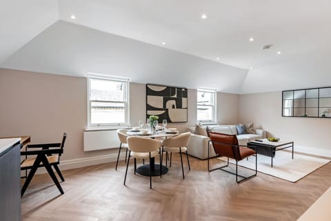 Living room, Seating area, Dining area