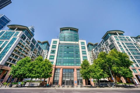 Property building, Location