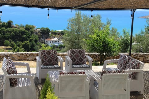 Natural landscape, Garden, View (from property/room), Balcony/Terrace, Seating area, Garden view