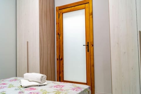 Cozy Seafront Apartment by Balluta Bay Apartment in Sliema