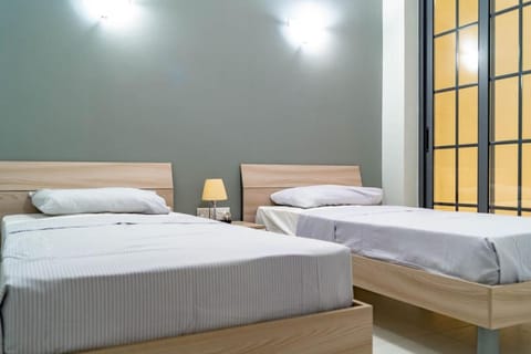 Cozy Seafront Apartment by Balluta Bay Apartment in Sliema