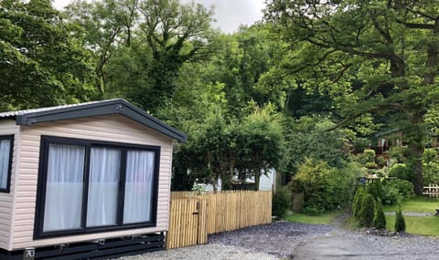 Property building, Natural landscape, Garden, Garden view