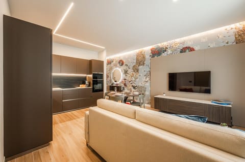 TV and multimedia, Living room, Evening entertainment