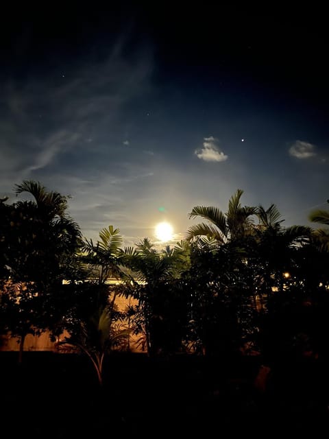 Akule Clubhouse- Awa 1 Bedroom Apt by the Beach condo Apartment in Mokuleia