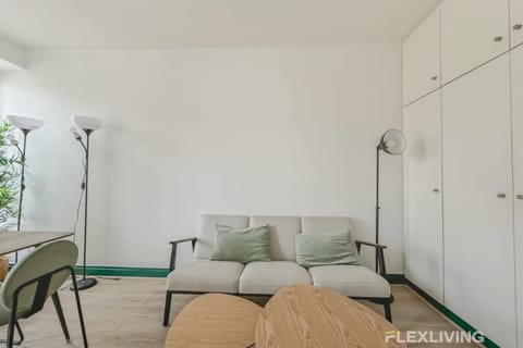 Flexliving - whole flat - Batelière Apartment in Paris