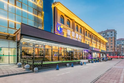 Property building, Street view, Parking