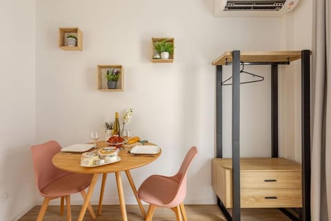 Dining area, air conditioner