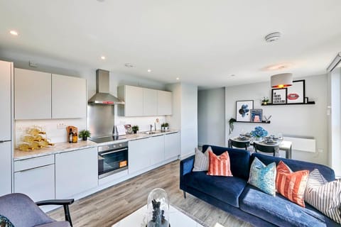 JLL Duet Manchester Apartment in Salford