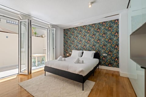 Bed, Bedroom