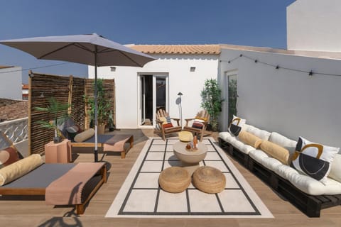 Patio, Balcony/Terrace, sunbed