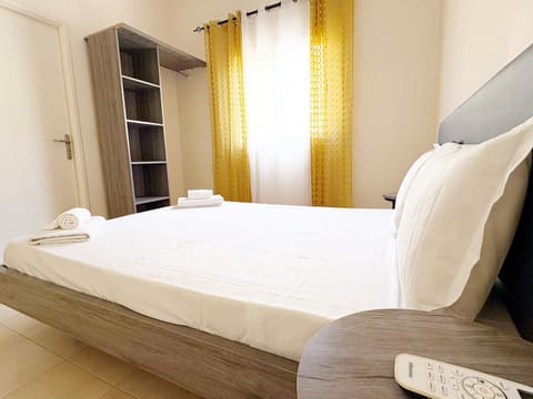 Bed, Bedroom, wardrobe
