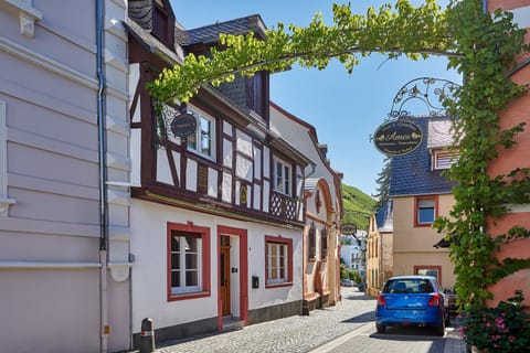 Property building, City view, Location, Parking