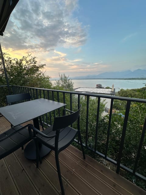 Lake Escape Villa Shirokë Villa in Montenegro