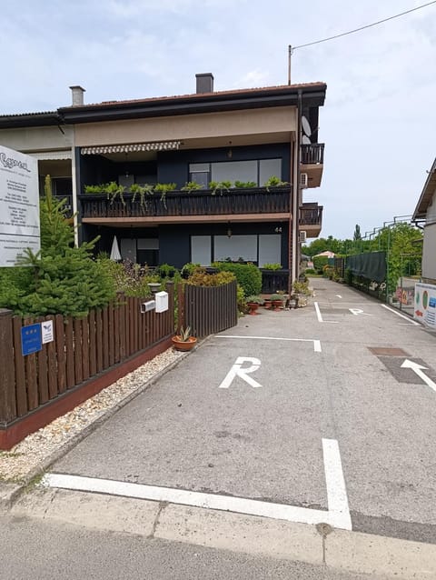 Property building, Parking