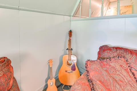 5 Mi to Cave Run Lake Wellington Cabin with Deck! Cabin in Kentucky